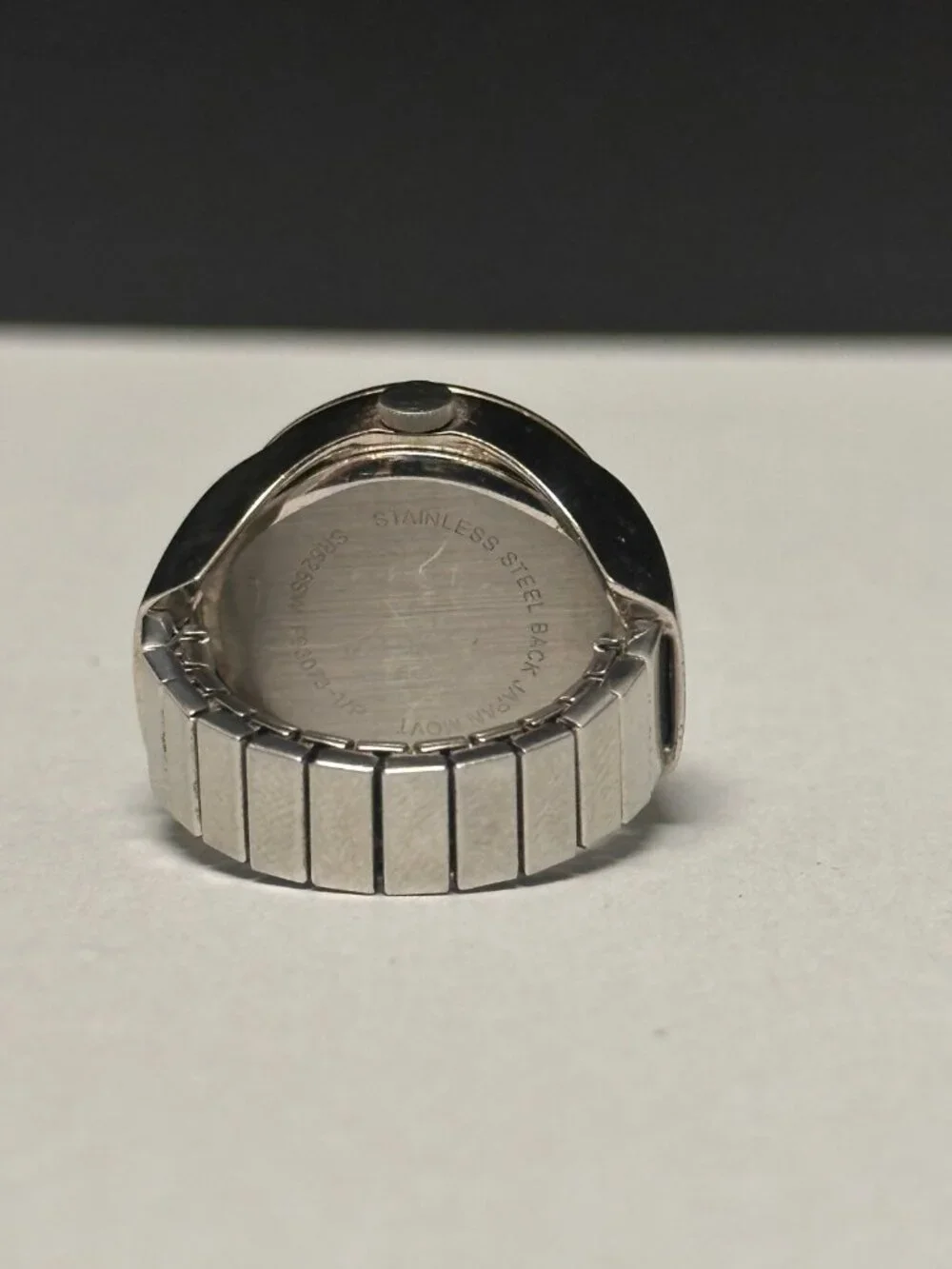 Womens Ring Watch Silver Tone Orange Dial 18MM Stretch Band New Battery